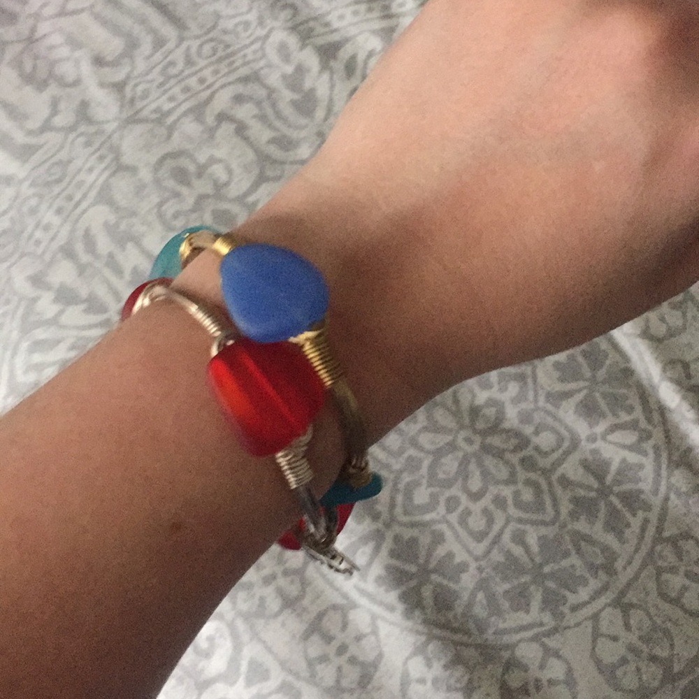 Red & blue bangle charm bracelets - Picture 6 of 8